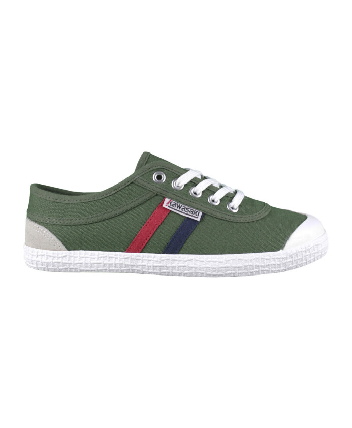 retro-canvas-sneakers