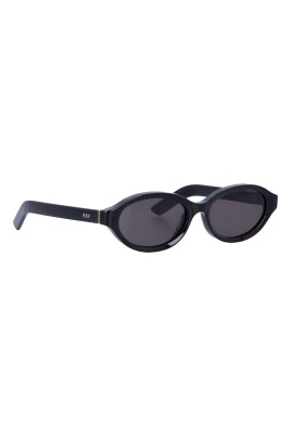 black-sunglasses-with-gold-tone-logo