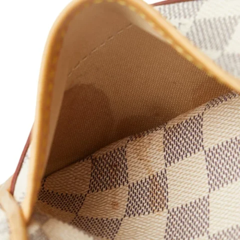 Louis Vuitton Vintage Pre-owned Leather handbags White Dames