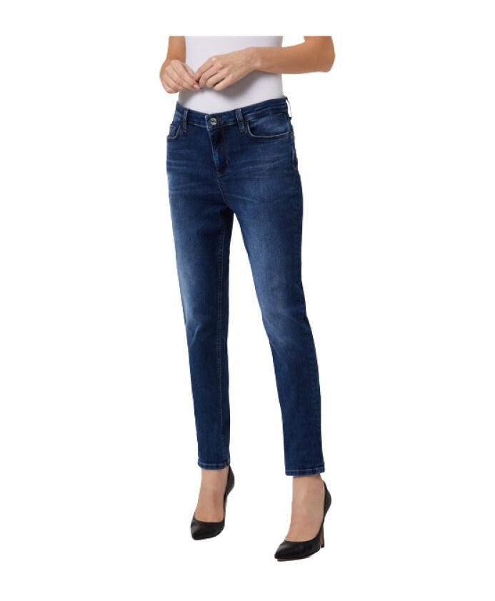 precious-boyfriend-jeans
