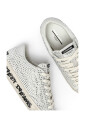 sneakers-blanches-en-daim-avec-strass