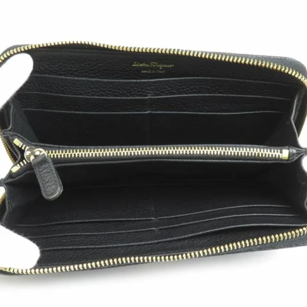 Salvatore Ferragamo Pre-owned Leather wallets Black Dames