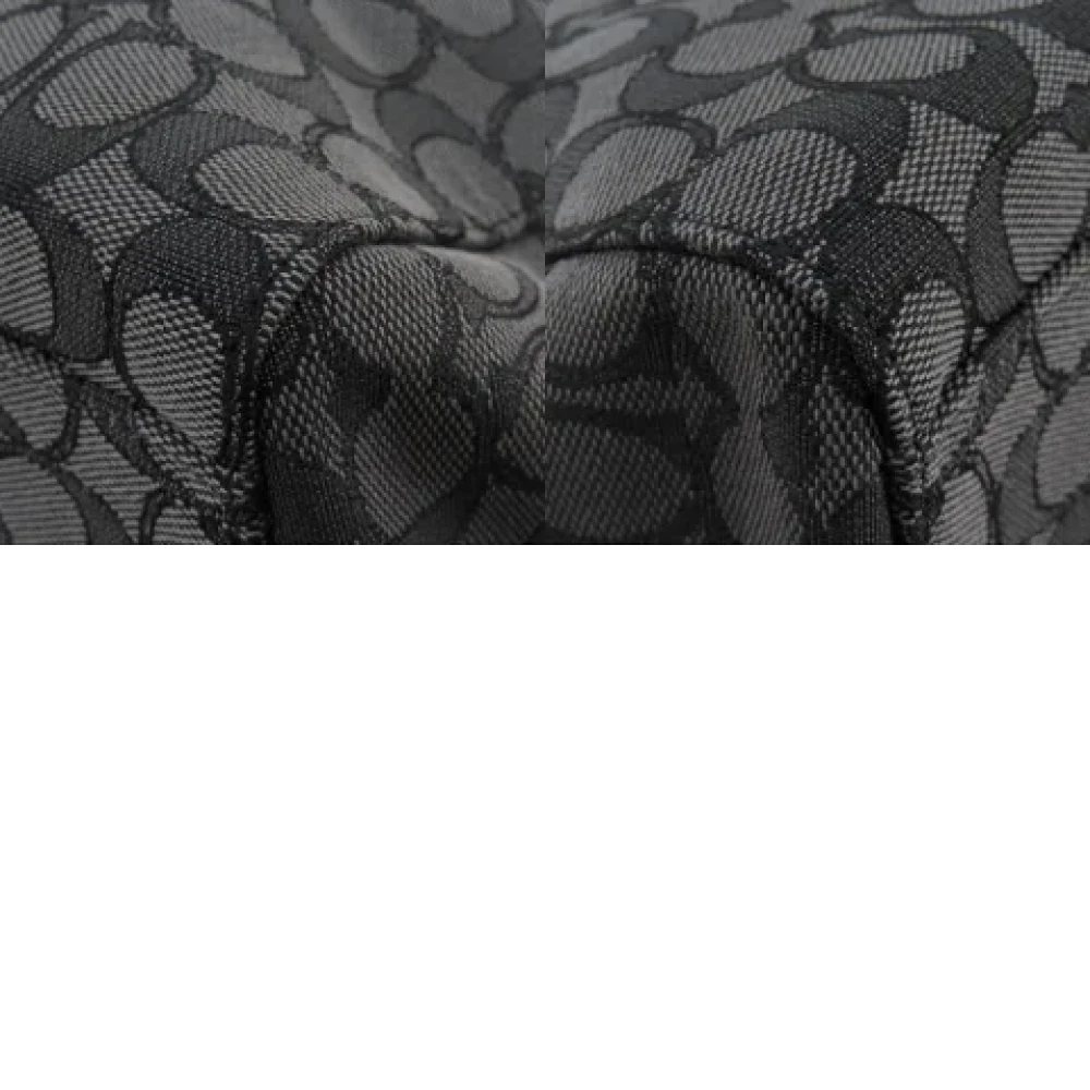 Coach Pre-owned Canvas handbags Black Dames
