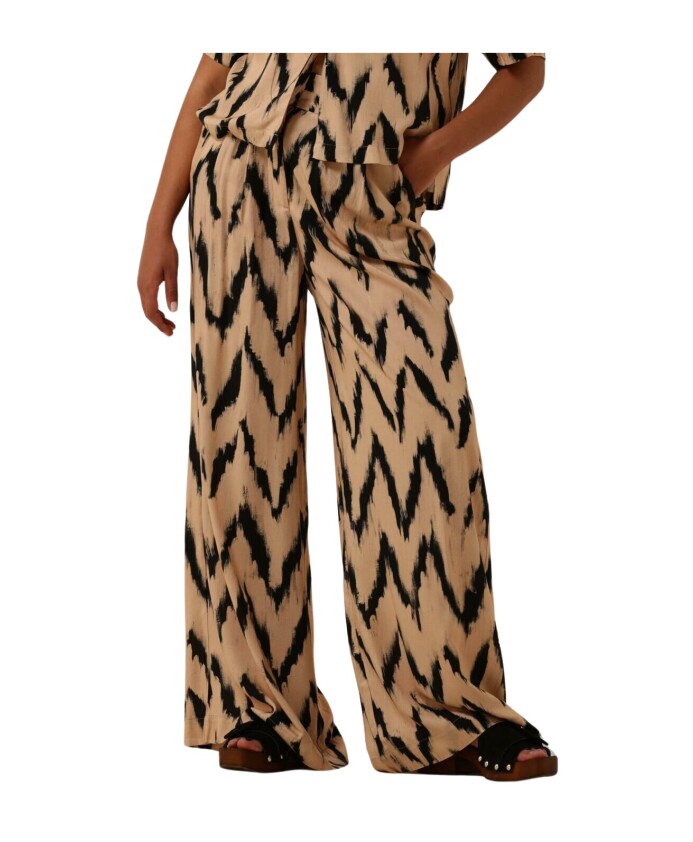 ikat-broek-met-wijde-pijpen