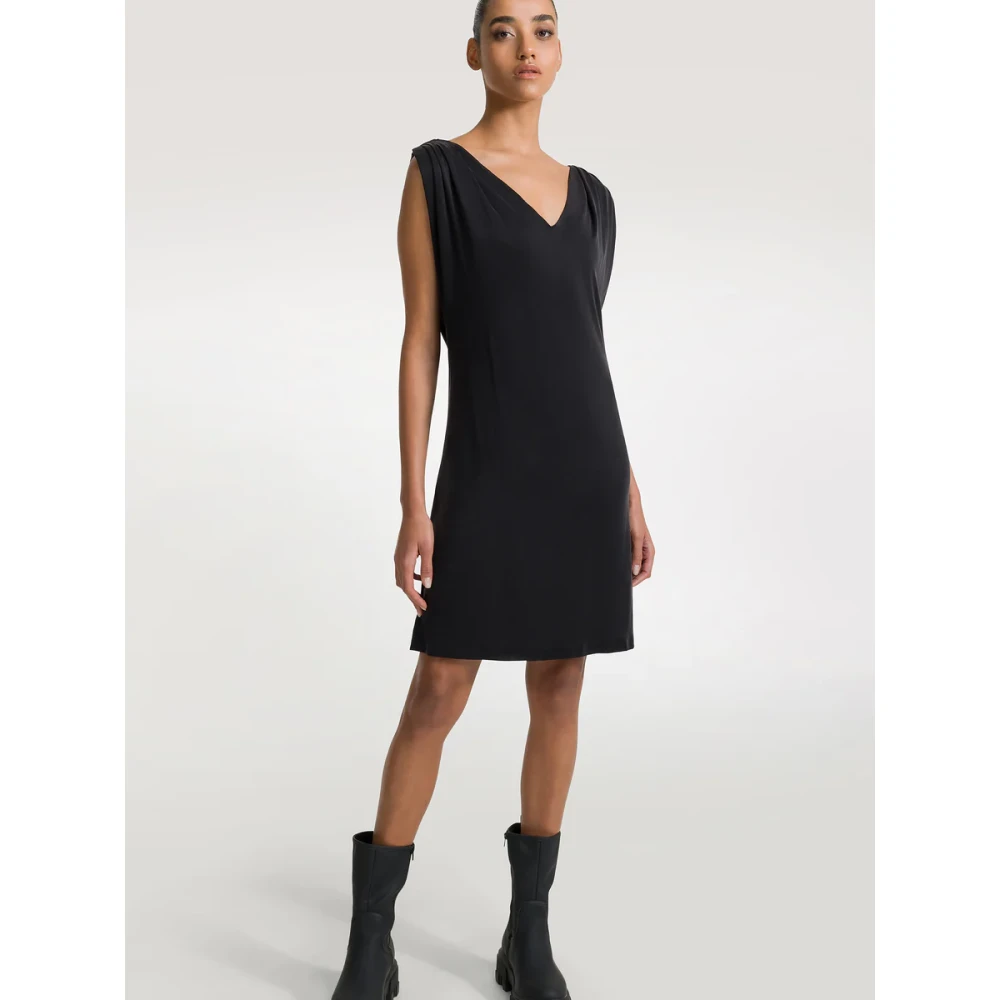 Dresses > Day Dresses > Short Dresses - - RRD - Modalova