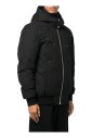 bomber-noir-avec-design-isole