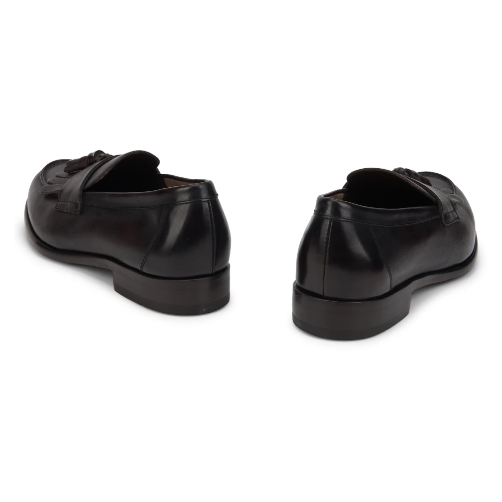 Doucal's Tassel Loafer