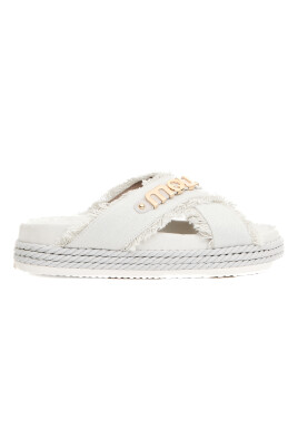 white-crossed-sandals-with-frayed-finish