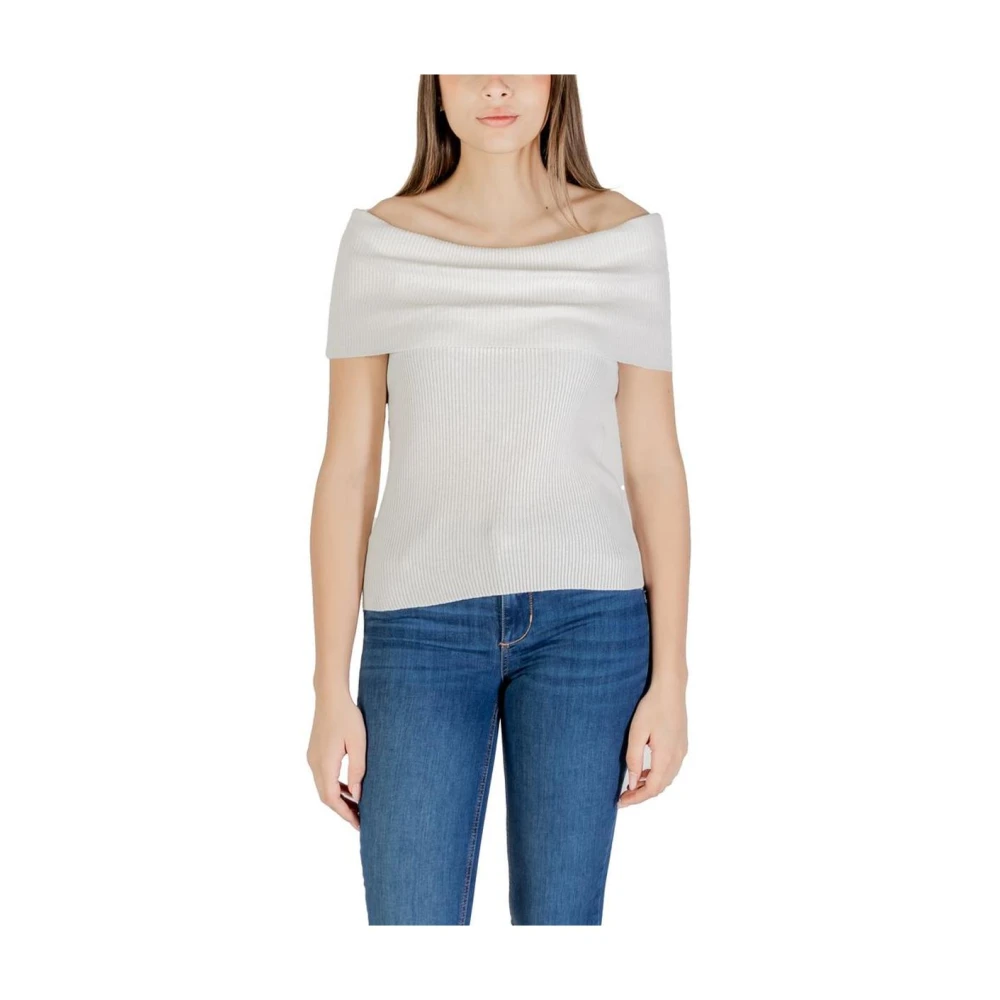 Only Women's White Round-Neck Knitwear, M, Polyester Knit Jumper