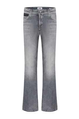 grey-flared-jeans-paris-style