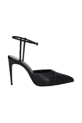 sandalette-en-cuir-noir-avec-bout-pointu