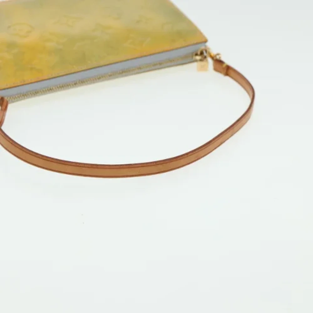 Louis Vuitton Vintage Pre-owned Leather pouches Green Dames
