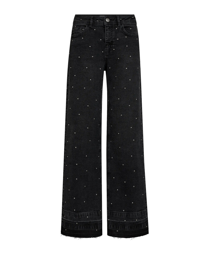 jean-cloute-avec-jambes-larges