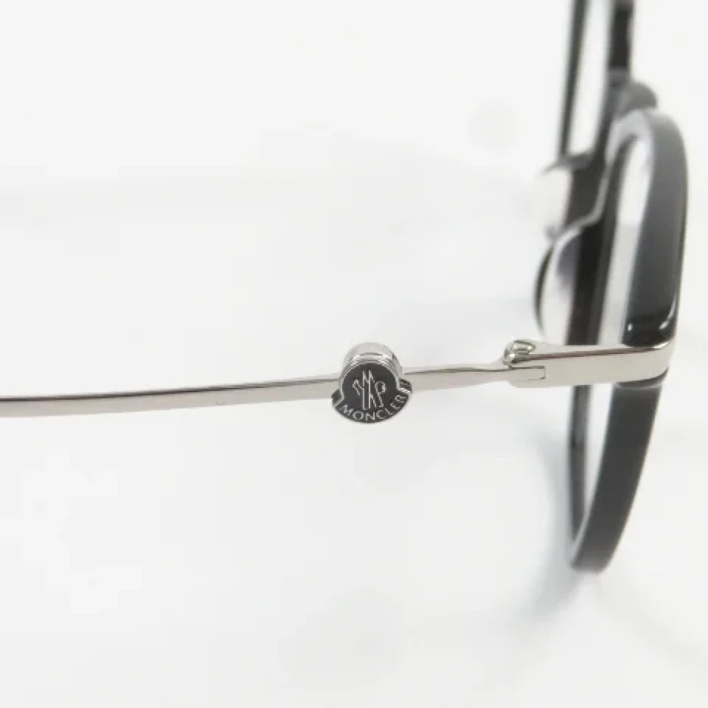 Moncler Pre-owned Fabric sunglasses Black Heren
