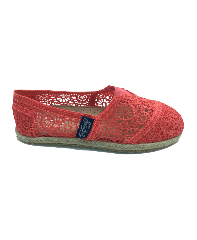 espadrilles-dete-en-macrame-de-differentes-couleurs