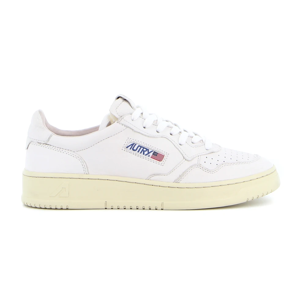 Autry Men's White Medalist Low Trainers - Sneakers - 7 Uk - Shoes