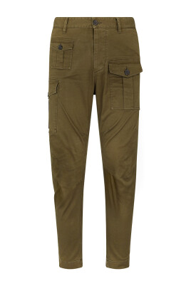 green-trousers-aw24-stylish-comfort