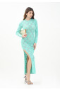 robe-longue-en-tricot-vert-avec-broderie-etoile