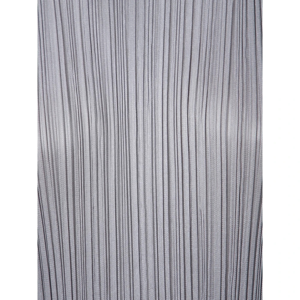 Issey Miyake Grijze Jurk voor Vrouwen Aw24 Gray Dames