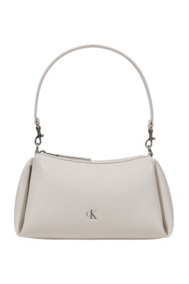 beige-zip-fastening-bag-with-pockets