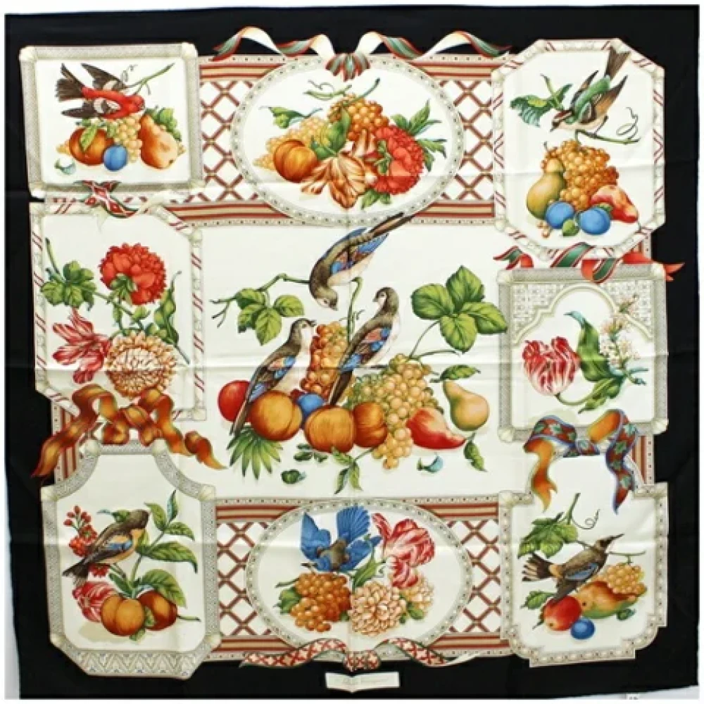 Salvatore Ferragamo Pre-owned Silk scarves Multicolor Dames