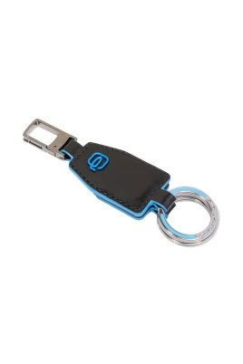 Divisible leather keyring with carabiner