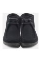 bottine-en-daim-noir-a-lacets