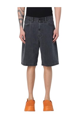 sorte-afslappede-shorts