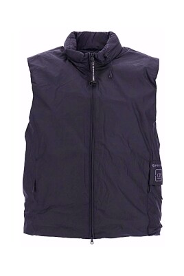 stylish-vest-for-outerwear