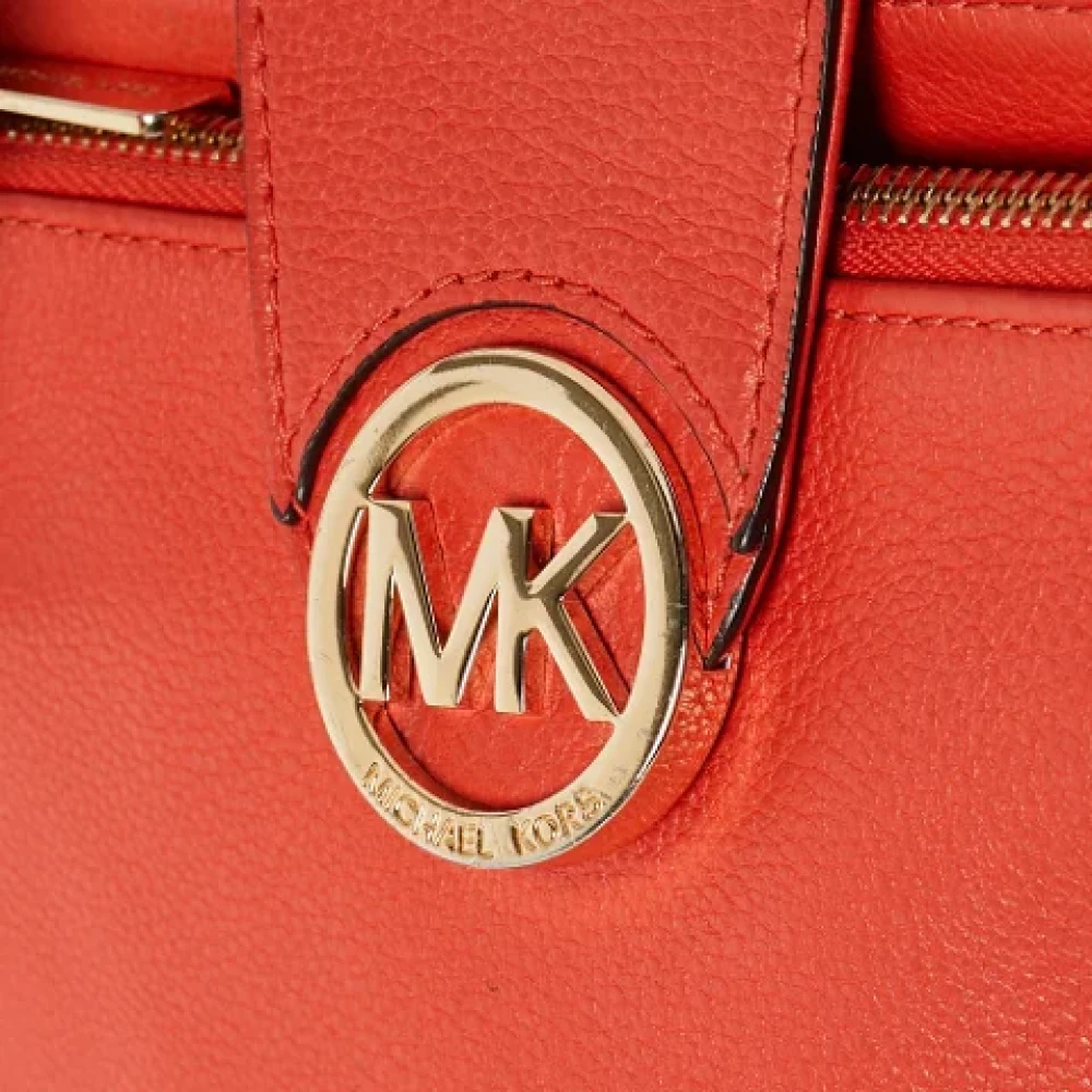Michael Kors Pre-owned Leather shoulder-bags Orange Dames