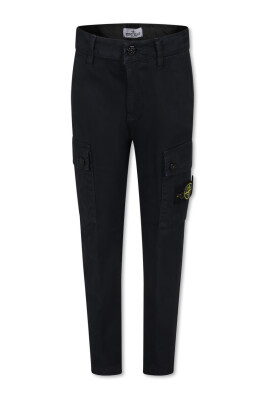 pantalon-decontracte-avec-ecussons-boussole