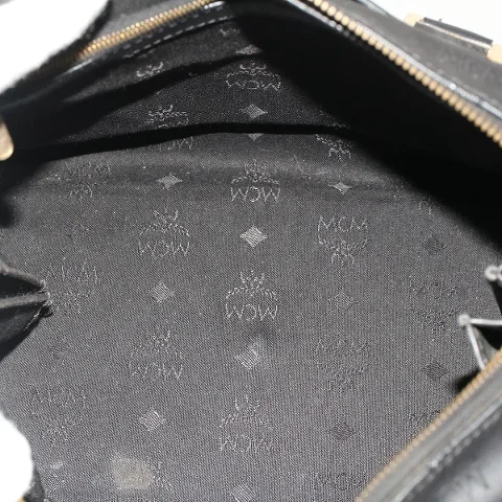 MCM Pre-owned Leather shoulder-bags Black Dames
