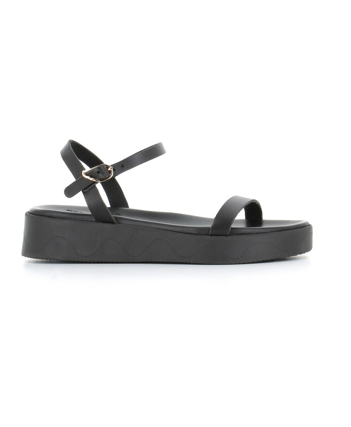 zwarte-leren-gesp-sandalen