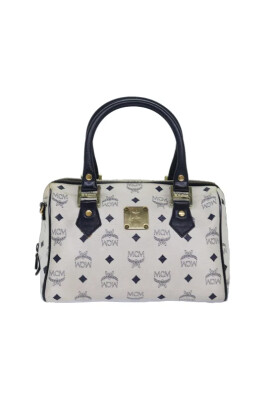 pre-owned-canvas-handbags