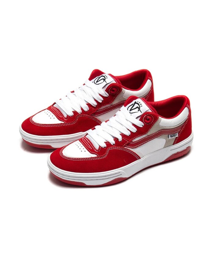 sneakers-en-cuir-avec-semelle-en-caoutchouc