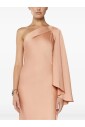 robe-longue-rose-avec-cape
