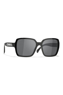 Solbriller fra Chanel (2023) online hos Miinto