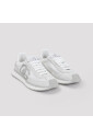 white-sneakers-with-mesh-details