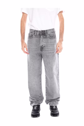 fade-loose-jeans