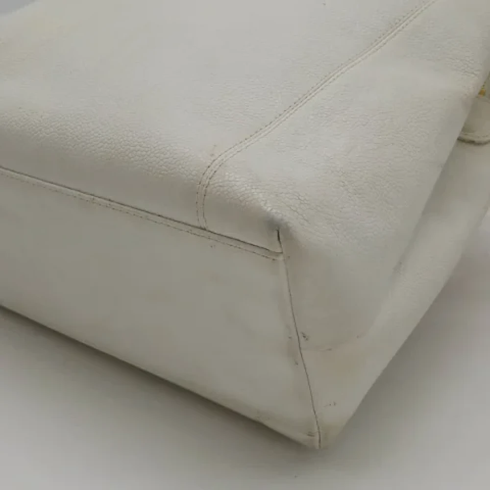 Chanel Vintage Pre-owned Leather totes White Dames