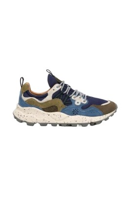 outdoor-style-sneakers