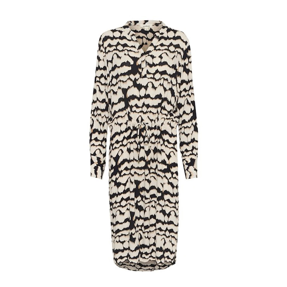 Soaked in Luxury Zig Zag Print Jurk met V-Hals Beige Dames
