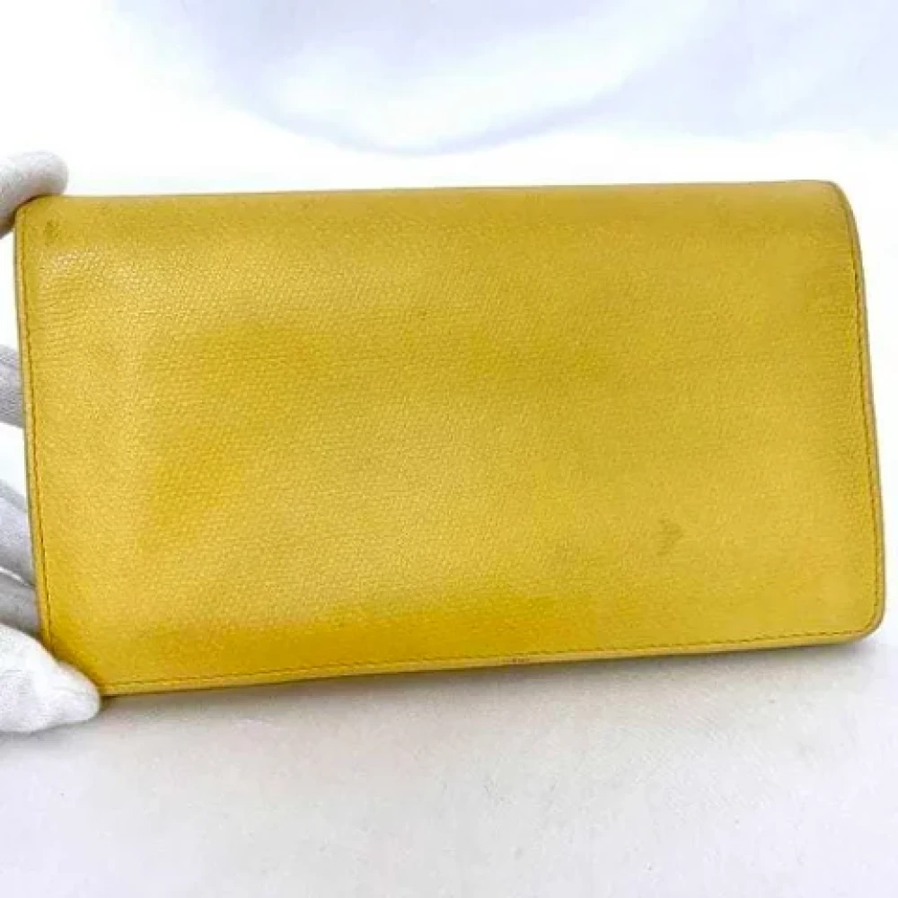 Chanel Vintage Pre-owned Leather wallets Yellow Dames
