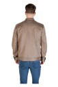 veste-de-motard-en-daim-moderne