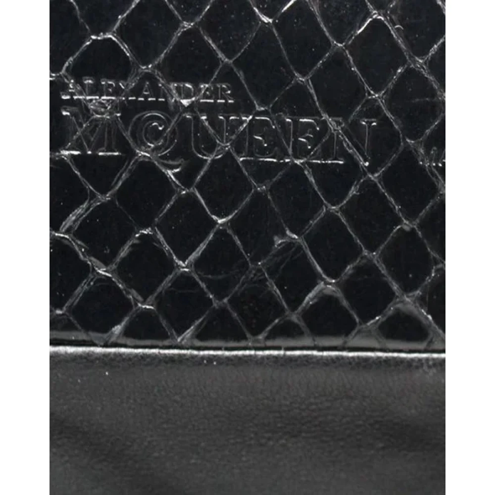 Alexander McQueen Pre-owned Fabric clutches Black Dames