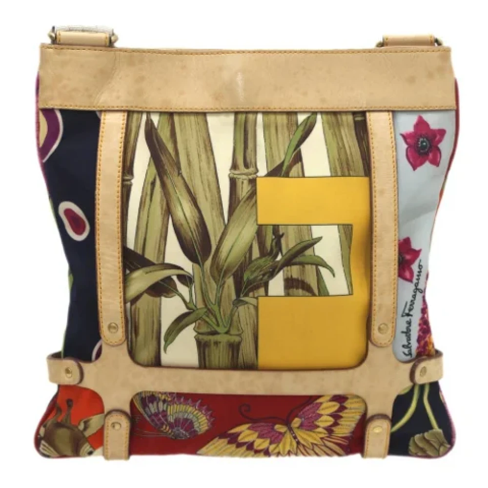 Salvatore Ferragamo Pre-owned Fabric shoulder-bags Multicolor Dames