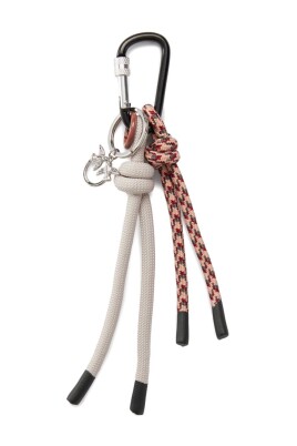 black-keychain-with-carabiner-design