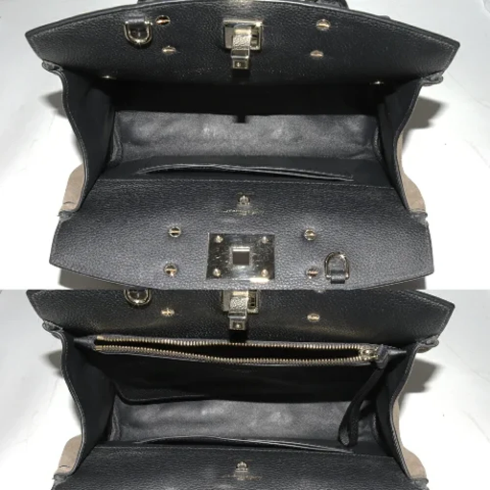 Salvatore Ferragamo Pre-owned Leather handbags Black Dames