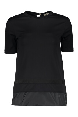cotton-t-shirt-with-technical-fabric-inserts