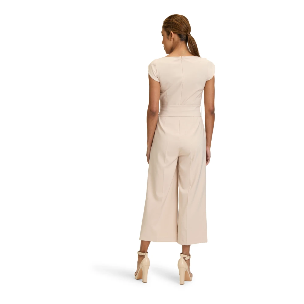 Betty Barclay Elegant Jumpsuit met Zakken Beige Dames